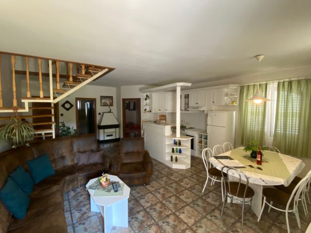 Ferienhaus in Balatonszárszó – Pool & Klimaanlage – Foto 3