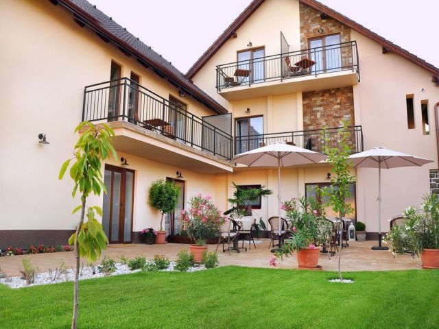 Appartementhaus in Tihany – Studios mit Pool und Klimaanlage – Foto 5